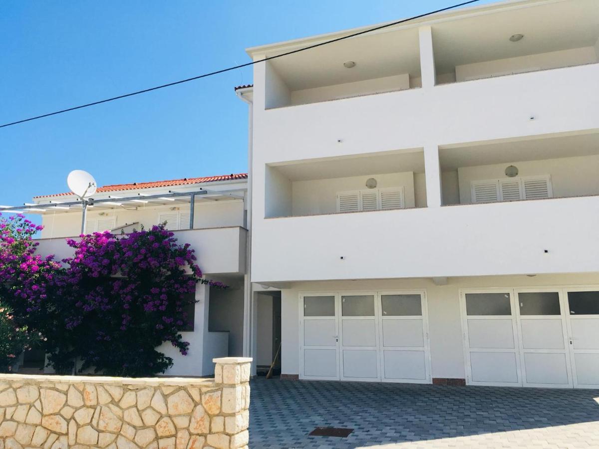 Novalja Apartments By Nena ภายนอก รูปภาพ