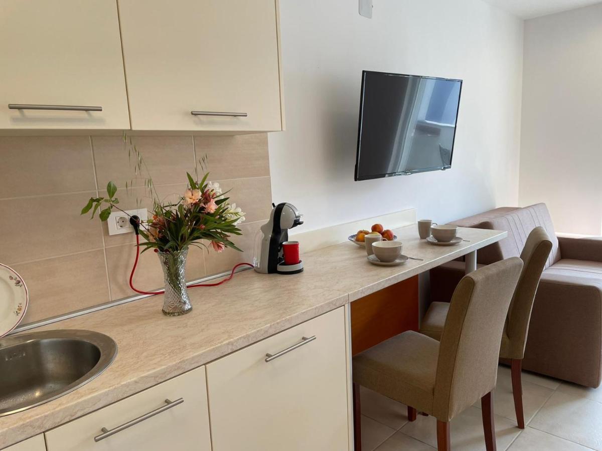 Novalja Apartments By Nena ภายนอก รูปภาพ